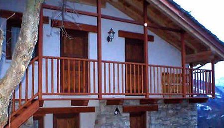 Eco Chalet Maison Dominique Шаллан-Сент-Ансельм Экстерьер фото